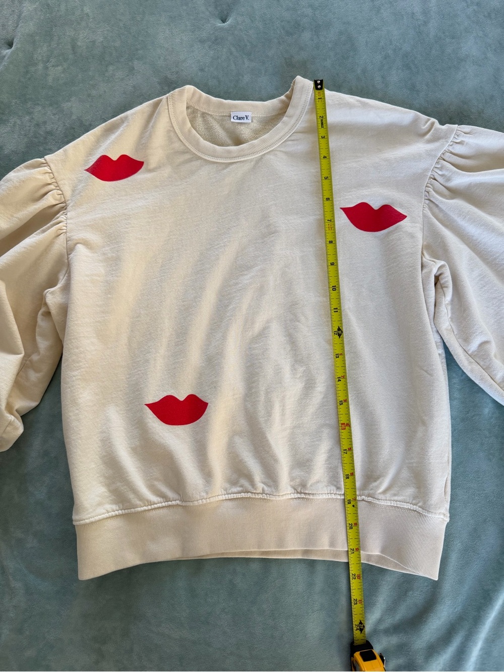 Clare V Cream Puff-Sleeve Sweatshirt with Red Lip Motif - Picture 6 of 8